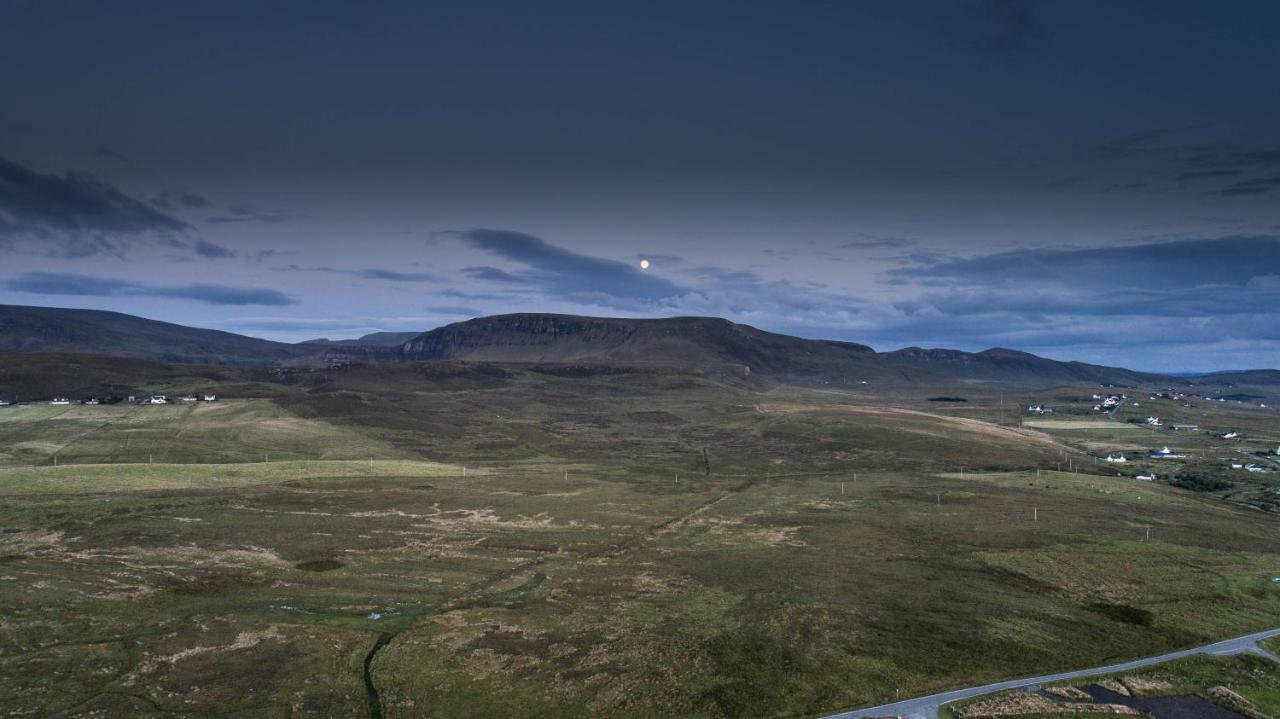 Buaile Nan Carn Villa Kilmuir  Exterior photo